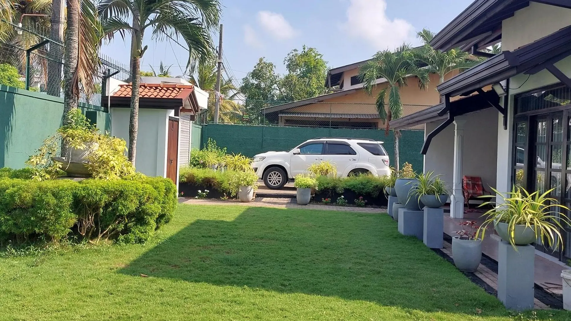 Greyline Villa Gampaha