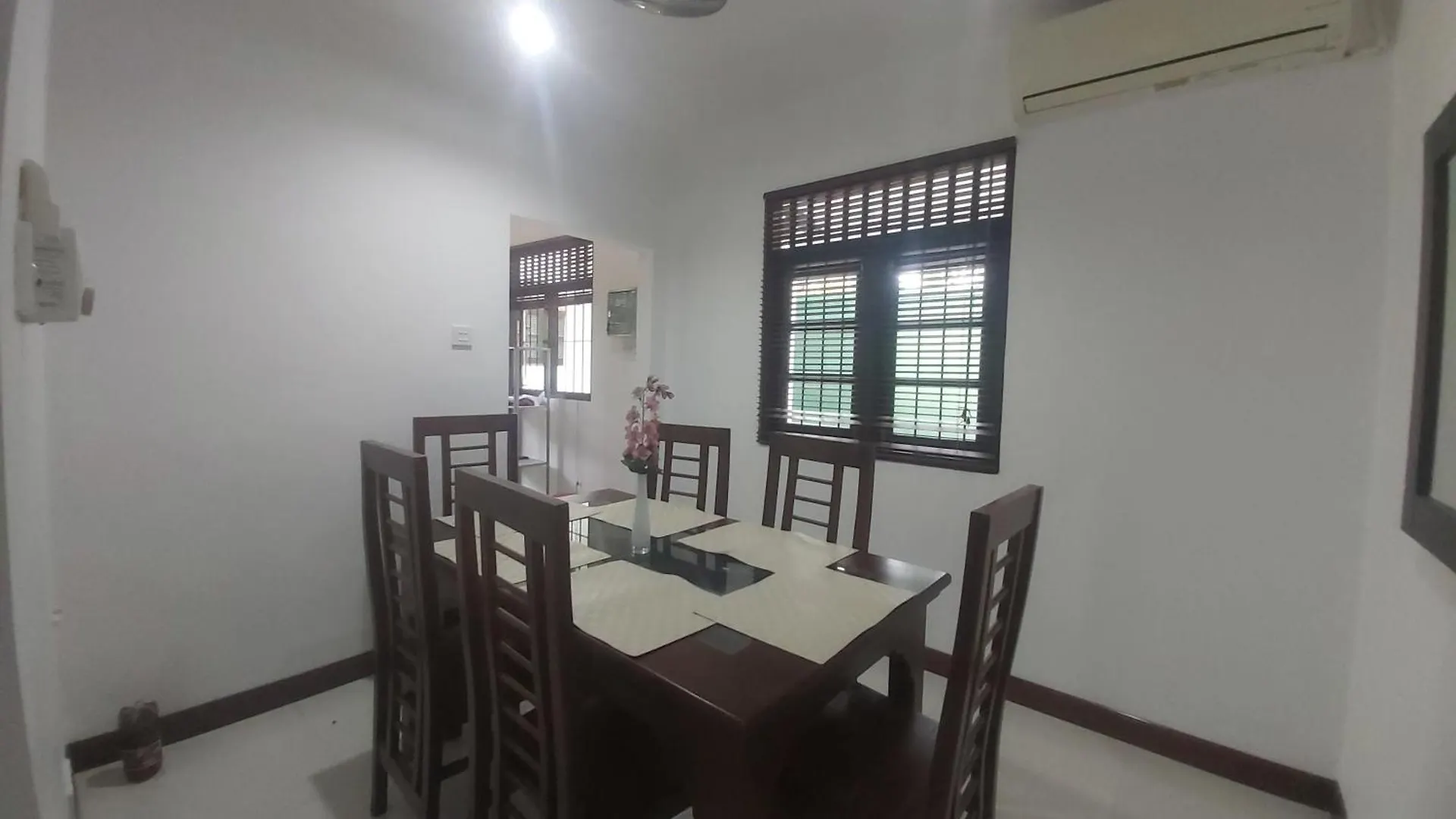 Greyline Villa Gampaha